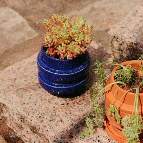 Pot de fleurs bleu en céramique - Boia