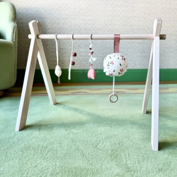 Arche d'éveil en bois - Fleurs roses