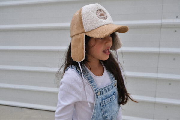 DSCF7994 Casquette en velours avec cache-oreilles - Marron clair