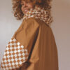 image00002 Poncho de pluie long - Damier marron