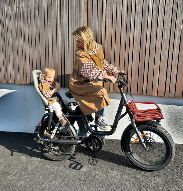 image00031 Poncho de pluie long - Damier marron