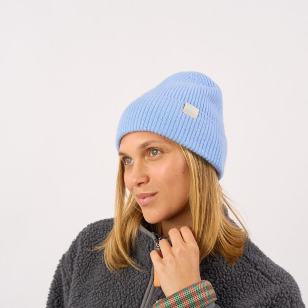 Bonnet en laine d'agneau - Bleu clair