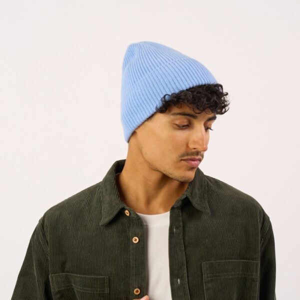 Bonnet en laine d'agneau - Bleu clair