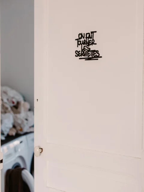 Plaque de porte - On fait tourner les serviettes