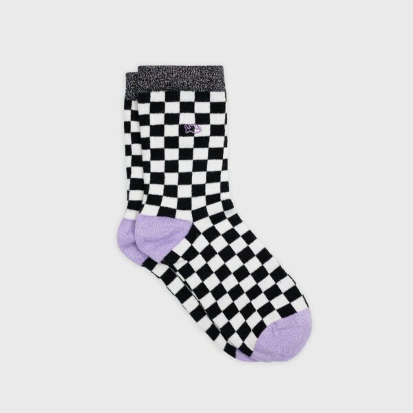 chaussettes-en-coton-peigne-carreaux-noir-et-blanc Chaussettes à carreaux pour femmes