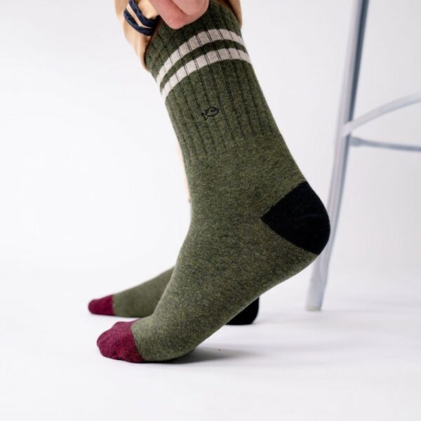 chaussettes-en-coton-peigne-retro-kaki-et-blanc (1) Chaussettes en coton peigné rétro - hommes
