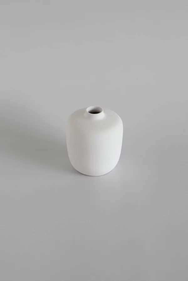 41a7c3929189b55d77519974c36568e532f9e7f06d3de37522883e126efcc758 Vase en céramique - "Blanc 05"