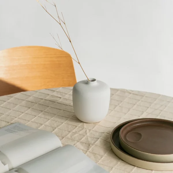 79015ef261515b29e0fae5306c5949f87a81f7f2dab9bfb69f6e66b40c2f8f4f Vase en céramique - "Blanc 05"