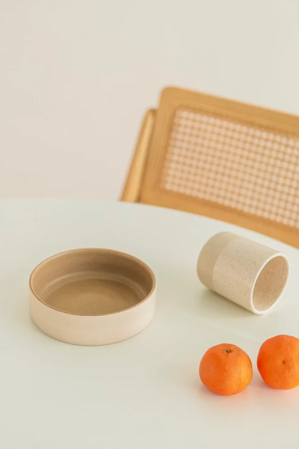 Assiette creuse beige
